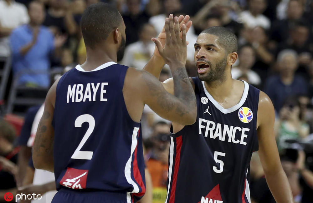 中国羽毛球队逆转法国羽毛球队,马琳完成帽子戏法 中国羽毛球队逆转法国羽毛球队,马琳完成帽子戏法