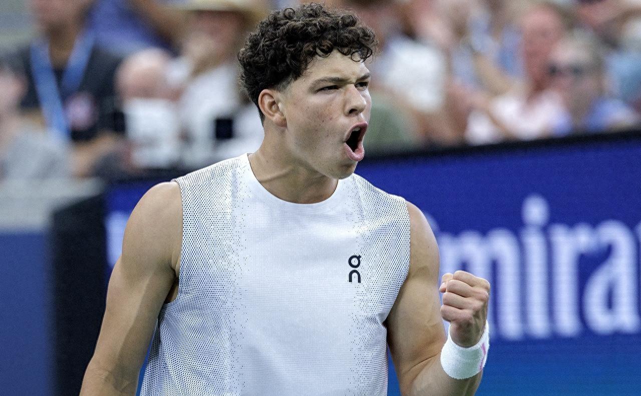 美国网球队横扫日本网球队,瓦林卡绝境逆转 美国网球队横扫日本网球队,瓦林卡绝境逆转