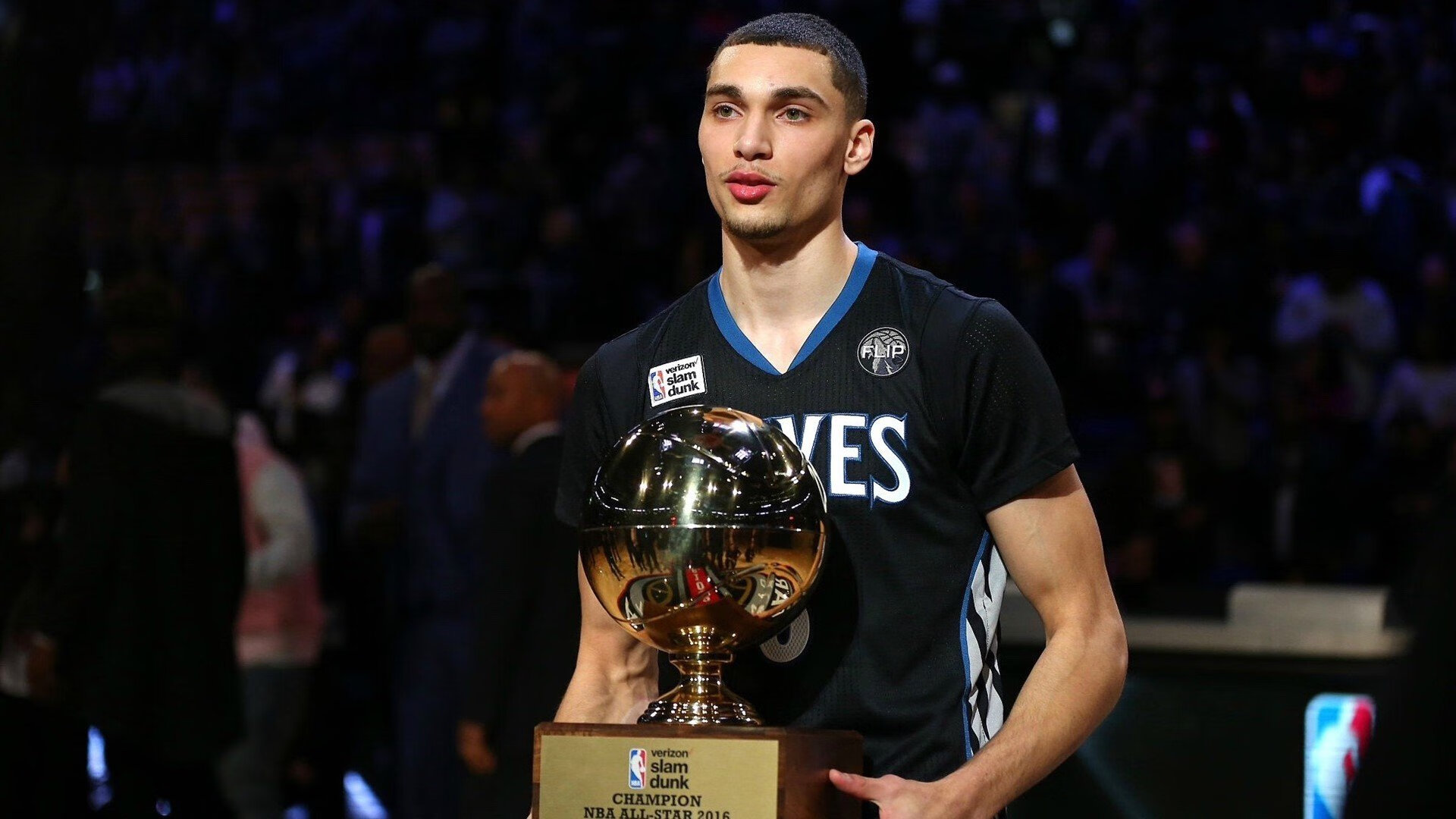 当灰熊踏平马刺，塔图姆成为关键先生，一场跨越时空的篮球隐喻